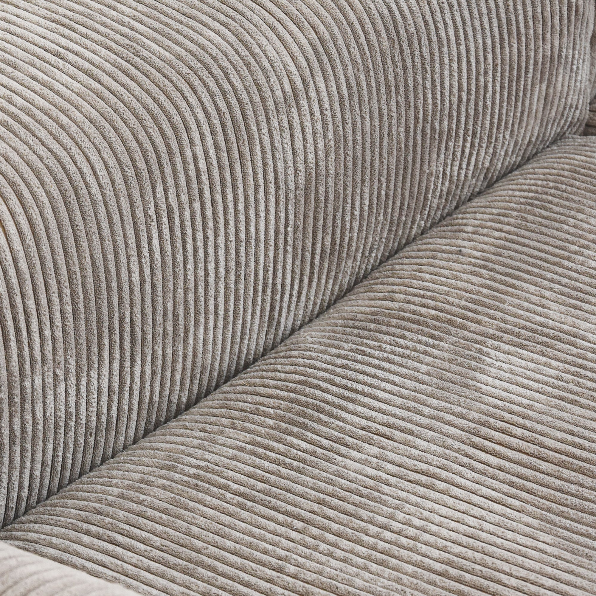 Canapé 4 places "Collection Épurée"